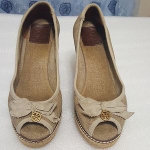 TORY BURCH🎀 wedges size 8B